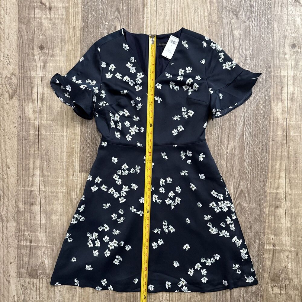 Banana Republic Dress 6 NWT Navy Blue Floral Short Ruffle Sleeve Lined - Picture 3 of 5